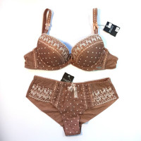 Комплект жіночої білизни чашка D Balaloum