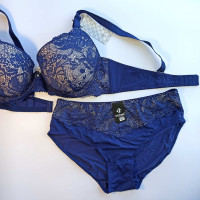 Комплект білизни чашка Е FNNISS 