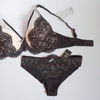 Комплект білизни чашка С FNNISS 