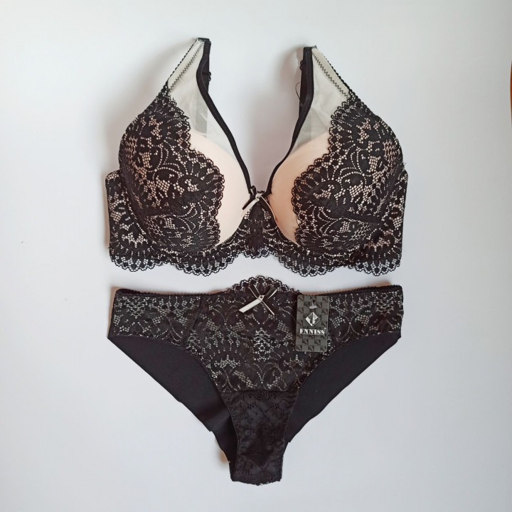 Комплект білизни чашка С FNNISS 