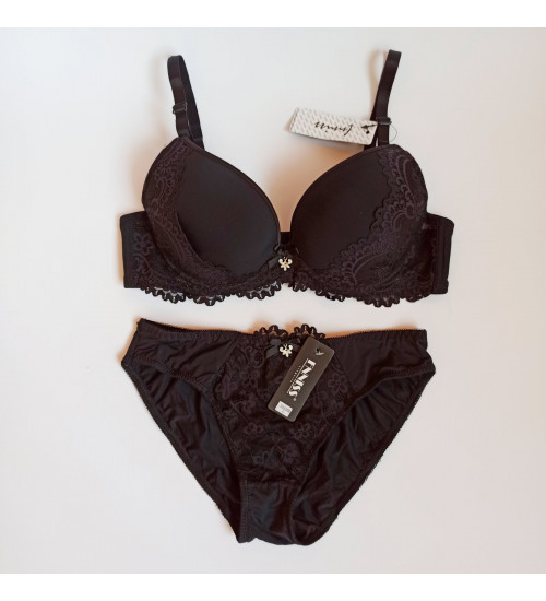 Комплект жіночої білизни чашка С FNNISS 