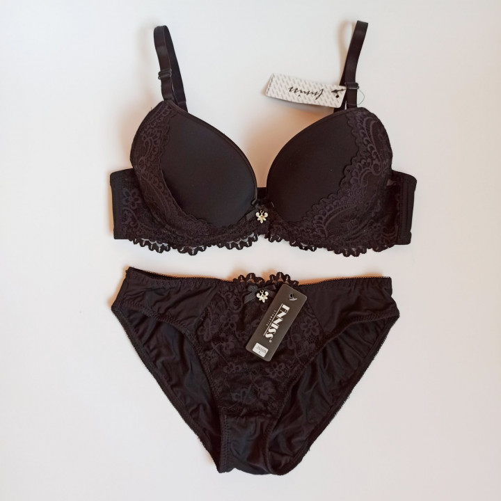 Комплект жіночої білизни чашка С FNNISS 