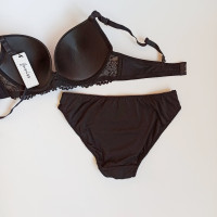 Комплект жіночої білизни чашка С FNNISS 