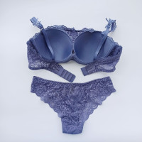 Комплект жіночої білизни чашка В WeiyeSi